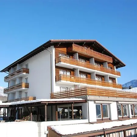 ホテル Genusshotel